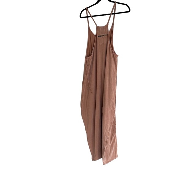 NWOT FREE PEOPLE MOVEMENT HOT SHOT ONESIE - TOASTED COCONUT - Picture 9 of 10